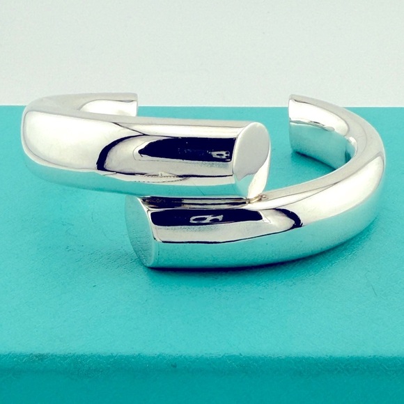 Vtg. Tiffany & Co. Chunky Bypass Cuff Bracelet Sterling Silver - Picture 1 of 7